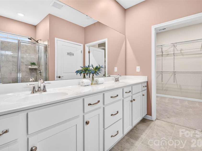 201 Picasso Lane, Mount Holly, NC 28120.  MLS# CAR4432622, YatesRealty ID 55825. 