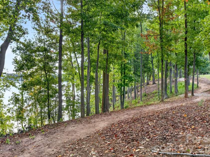 201 Picasso Lane, Mount Holly, NC 28120.  MLS# CAR4432622, YatesRealty ID 55825. 