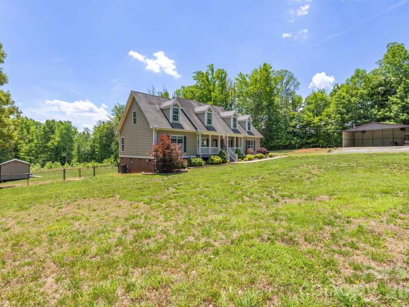 1616 Iron Works Road, Reidsville, NC 27320.  MLS# CAR4433143, YatesRealty ID 55828. 