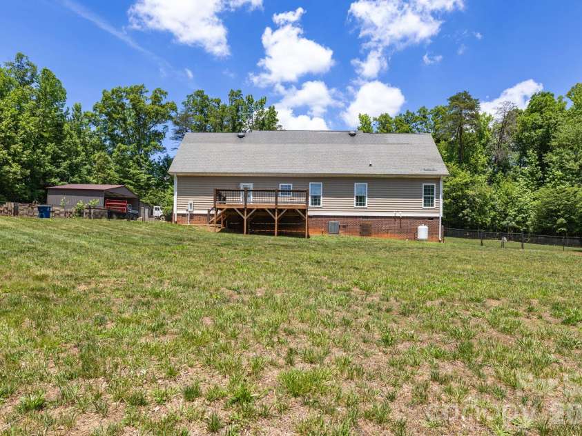1616 Iron Works Road, Reidsville, NC 27320.  MLS# CAR4433143, YatesRealty ID 55828. 
