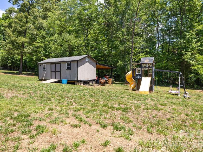 1616 Iron Works Road, Reidsville, NC 27320.  MLS# CAR4433143, YatesRealty ID 55828. 