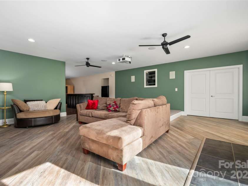 1115 Stony Point Road, Kings Mountain, NC 28086.  MLS# CAR4206093, YatesRealty ID 5583. 