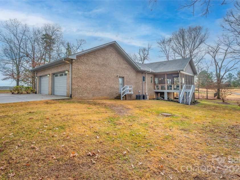 1115 Stony Point Road, Kings Mountain, NC 28086.  MLS# CAR4206093, YatesRealty ID 5583. 