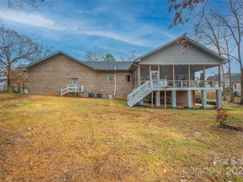 1115 Stony Point Road, Kings Mountain, NC 28086.  MLS# CAR4206093, YatesRealty ID 5583. 