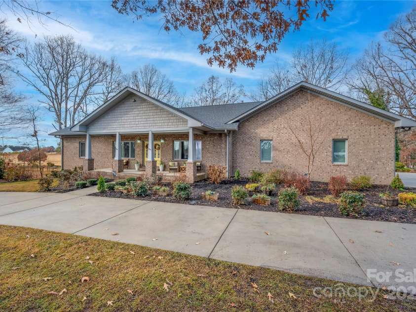 1115 Stony Point Road, Kings Mountain, NC 28086.  MLS# CAR4206093, YatesRealty ID 5583. 