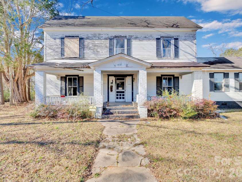 4521 Edgeland Road, Edgemoor, SC 29712.  MLS# CAR4341572, YatesRealty ID 5583. 
