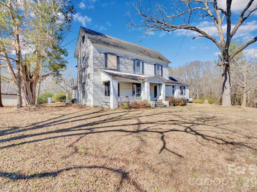 4521 Edgeland Road, Edgemoor, SC 29712.  MLS# CAR4341572, YatesRealty ID 5583. 