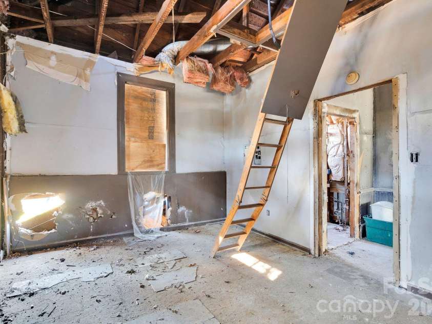 4521 Edgeland Road, Edgemoor, SC 29712.  MLS# CAR4341572, YatesRealty ID 5583. 