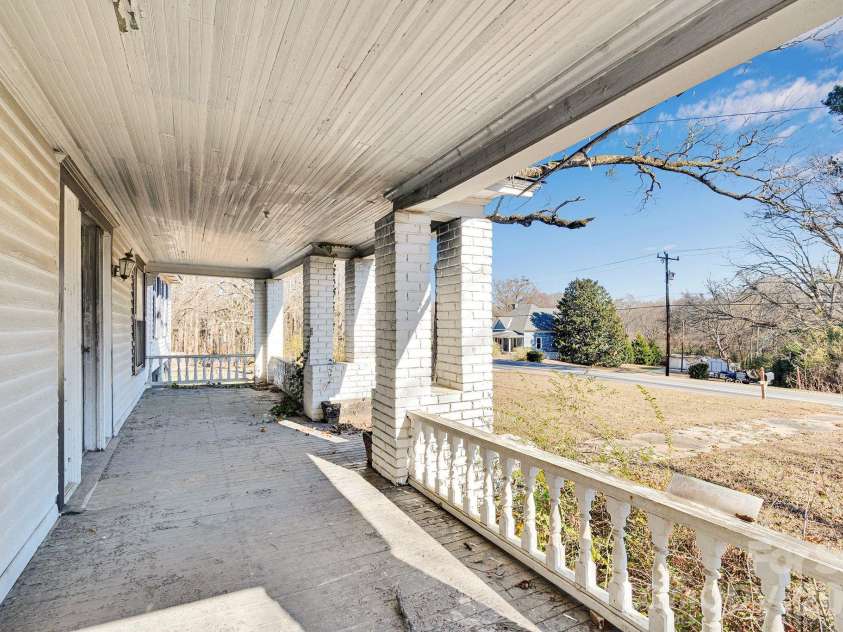 4521 Edgeland Road, Edgemoor, SC 29712.  MLS# CAR4341572, YatesRealty ID 5583. 