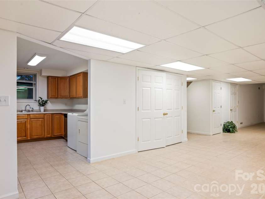 9 Fullam Drive, Arden, NC 28704.  MLS# CAR4432265, YatesRealty ID 55830. 