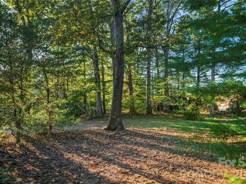 9 Fullam Drive, Arden, NC 28704.  MLS# CAR4432265, YatesRealty ID 55830. 