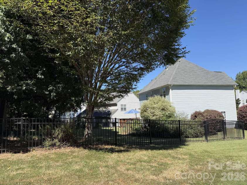 715 Cheval Drive, Fort Mill, SC 29708.  MLS# CAR4432095, YatesRealty ID 55831. 