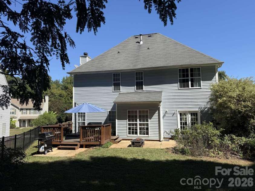 715 Cheval Drive, Fort Mill, SC 29708.  MLS# CAR4432095, YatesRealty ID 55831. 