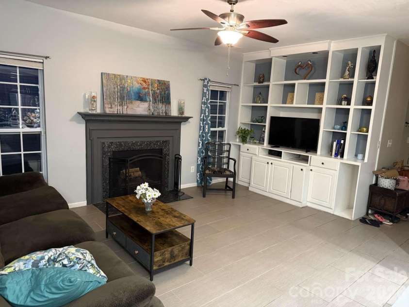 715 Cheval Drive, Fort Mill, SC 29708.  MLS# CAR4432095, YatesRealty ID 55831. 
