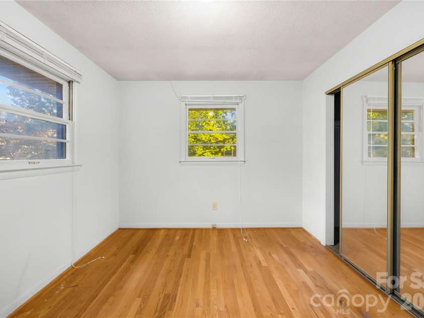 2124 Woodlawn Street, Kannapolis, NC 28083.  MLS# CAR4433052, YatesRealty ID 55832. 