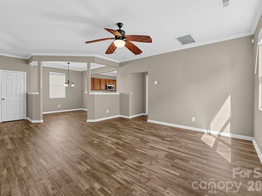 10019 Bristley Road, Charlotte, NC 28227.  MLS# CAR4432852, YatesRealty ID 55834. 