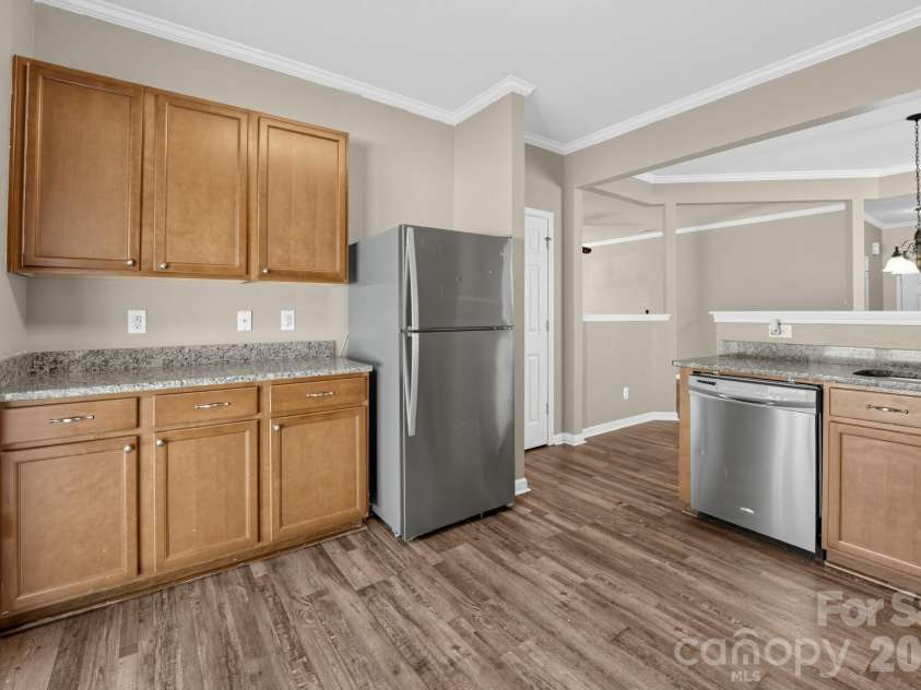 10019 Bristley Road, Charlotte, NC 28227.  MLS# CAR4432852, YatesRealty ID 55834. 