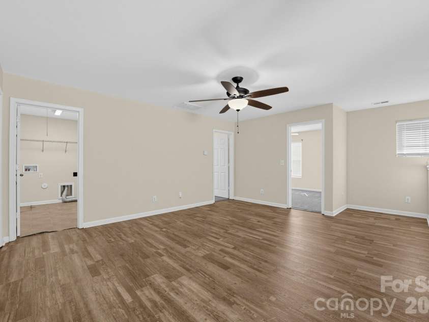 10019 Bristley Road, Charlotte, NC 28227.  MLS# CAR4432852, YatesRealty ID 55834. 