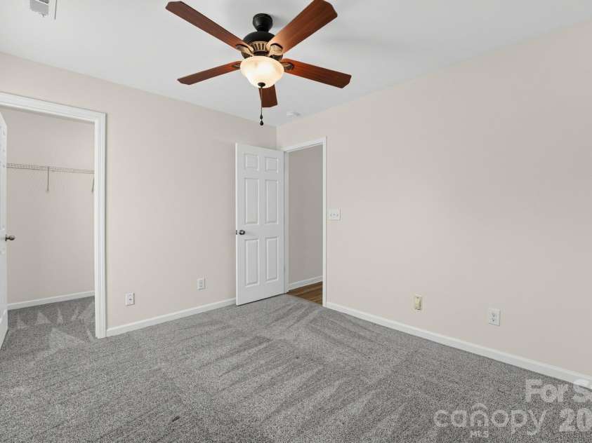 10019 Bristley Road, Charlotte, NC 28227.  MLS# CAR4432852, YatesRealty ID 55834. 