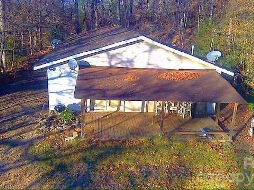 138 Rash Road, Lincolnton, NC 28092.  MLS# CAR4326541, YatesRealty ID 5584. 