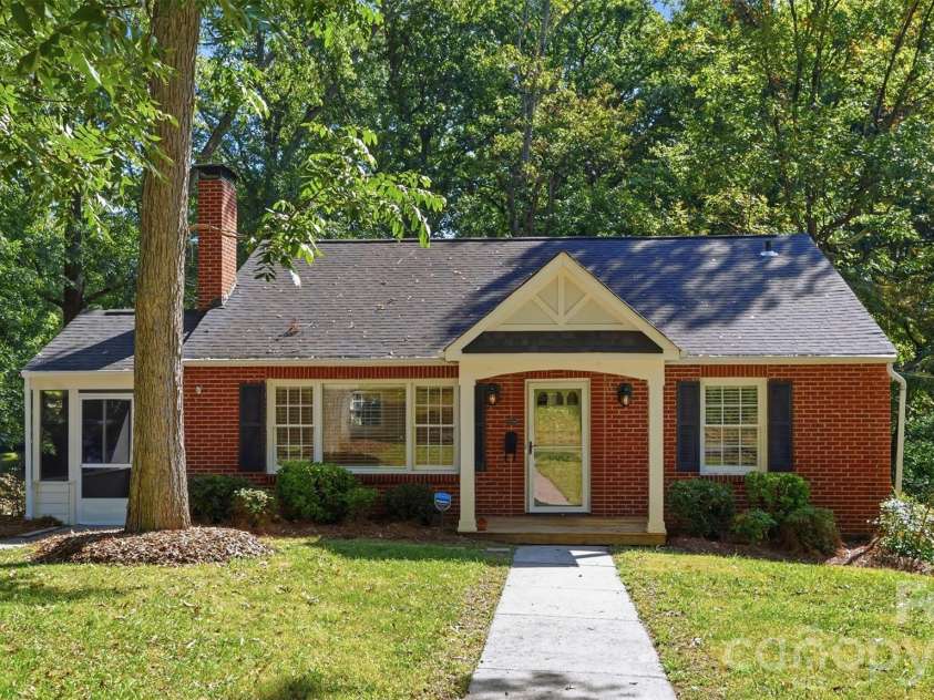1004 South Street, Gastonia, NC 28052.  MLS# CAR4429127, YatesRealty ID 55840. 