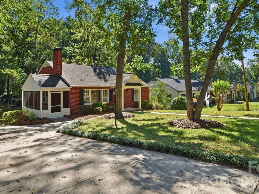 1004 South Street, Gastonia, NC 28052.  MLS# CAR4429127, YatesRealty ID 55840. 