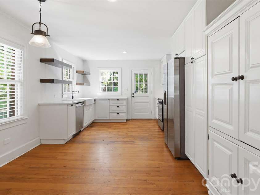 1004 South Street, Gastonia, NC 28052.  MLS# CAR4429127, YatesRealty ID 55840. 
