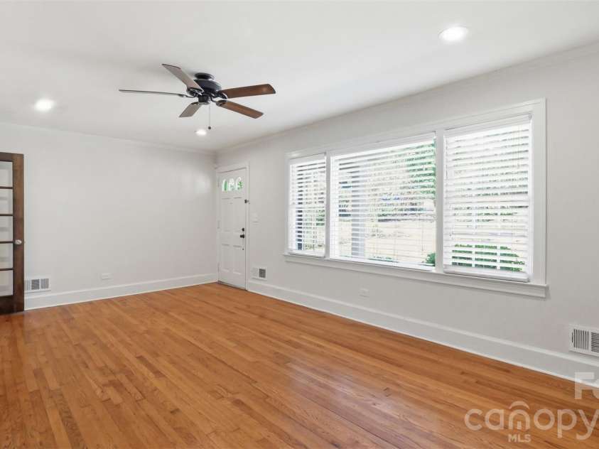 1004 South Street, Gastonia, NC 28052.  MLS# CAR4429127, YatesRealty ID 55840. 