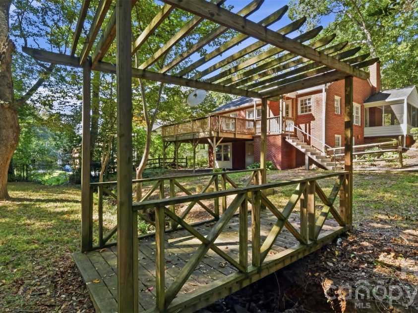 1004 South Street, Gastonia, NC 28052.  MLS# CAR4429127, YatesRealty ID 55840. 