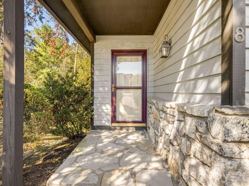 8 Zachary Ridge Road, Asheville, NC 28804.  MLS# CAR4431864, YatesRealty ID 55844. 
