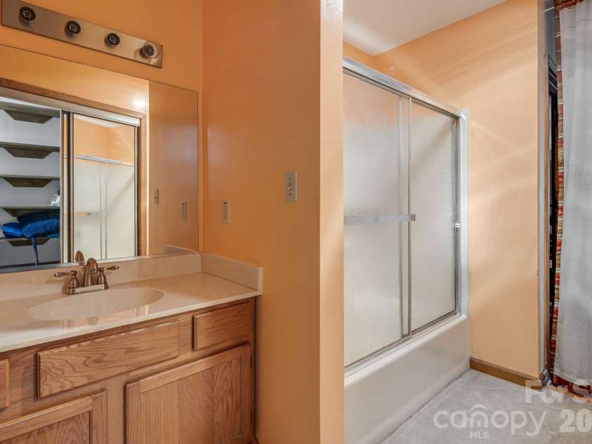 8 Zachary Ridge Road, Asheville, NC 28804.  MLS# CAR4431864, YatesRealty ID 55844. 