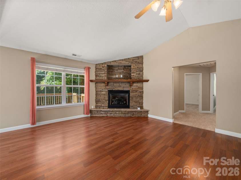 202 Hondah Road, Brevard, NC 28712.  MLS# CAR4432866, YatesRealty ID 55847. 