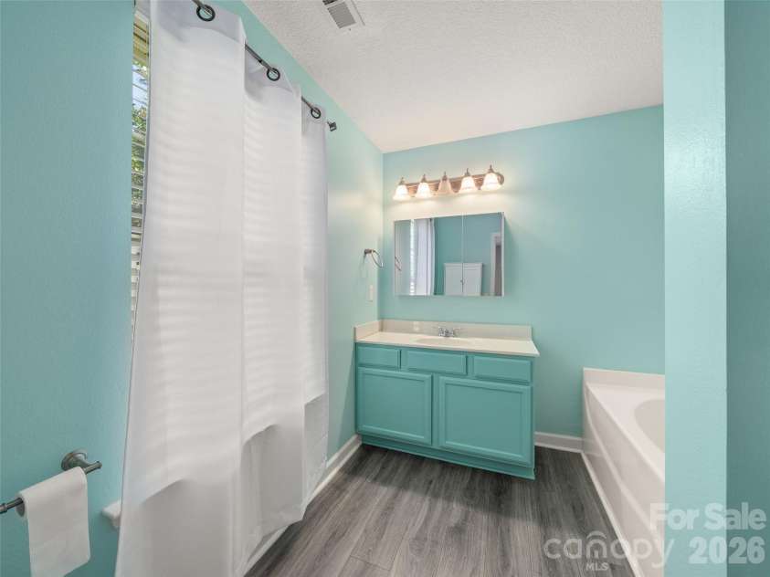 202 Hondah Road, Brevard, NC 28712.  MLS# CAR4432866, YatesRealty ID 55847. 