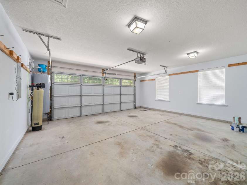 202 Hondah Road, Brevard, NC 28712.  MLS# CAR4432866, YatesRealty ID 55847. 