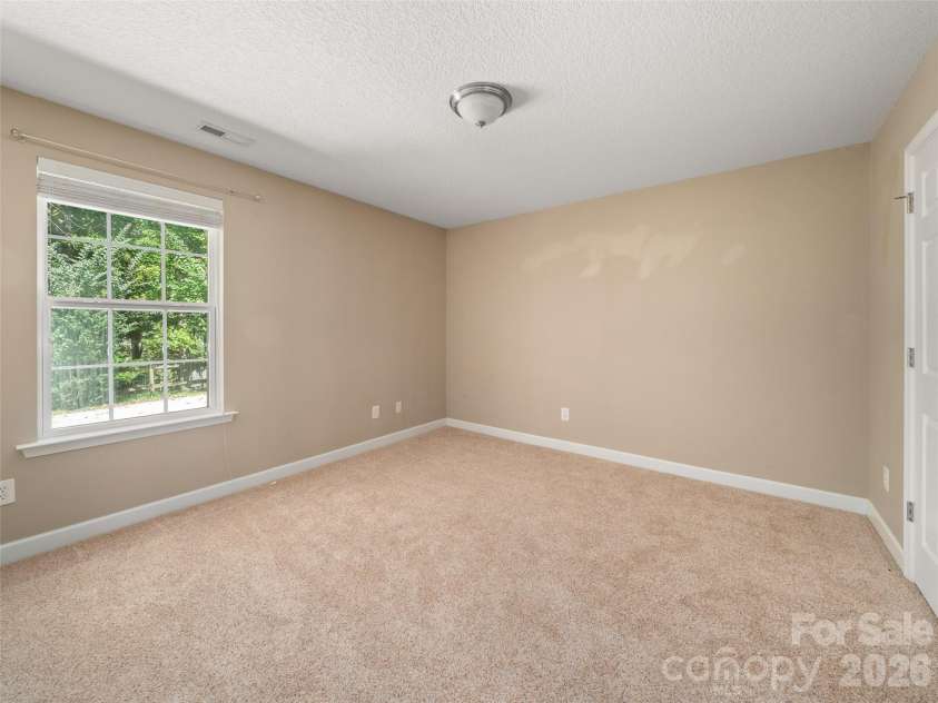 202 Hondah Road, Brevard, NC 28712.  MLS# CAR4432866, YatesRealty ID 55847. 