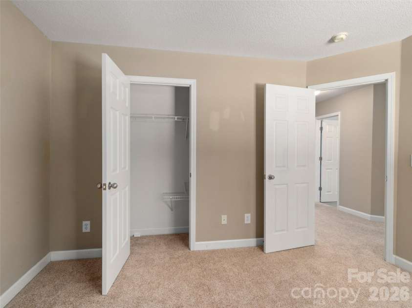 202 Hondah Road, Brevard, NC 28712.  MLS# CAR4432866, YatesRealty ID 55847. 