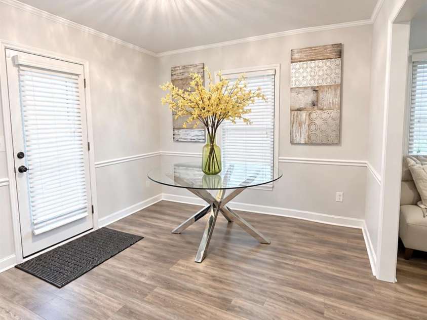 7332 Cedarbrook Drive, Charlotte, NC 28215.  MLS# CAR4430455, YatesRealty ID 55848. 