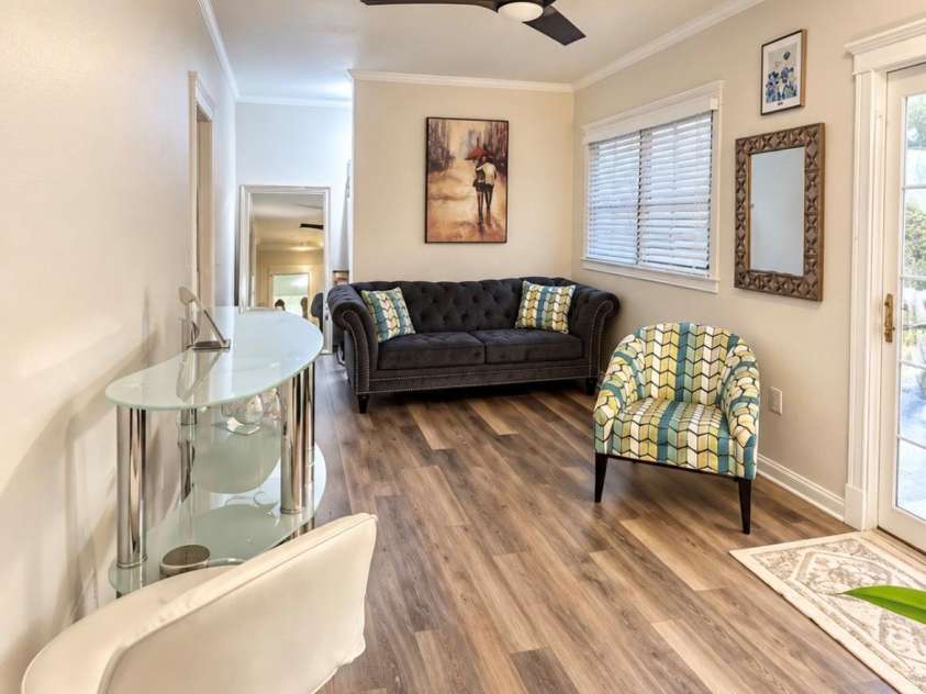 7332 Cedarbrook Drive, Charlotte, NC 28215.  MLS# CAR4430455, YatesRealty ID 55848. 