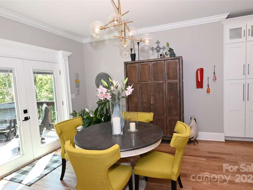 2757 Trent Drive, Conover, NC 28613.  MLS# CAR4318412, YatesRealty ID 5585. 