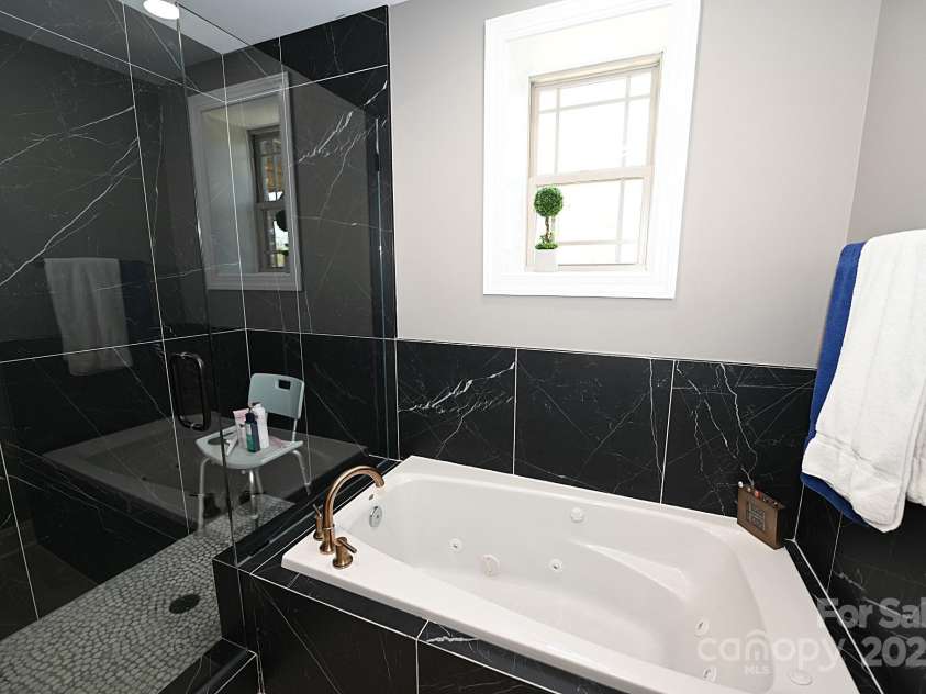 2757 Trent Drive, Conover, NC 28613.  MLS# CAR4318412, YatesRealty ID 5585. Basement Bathroom