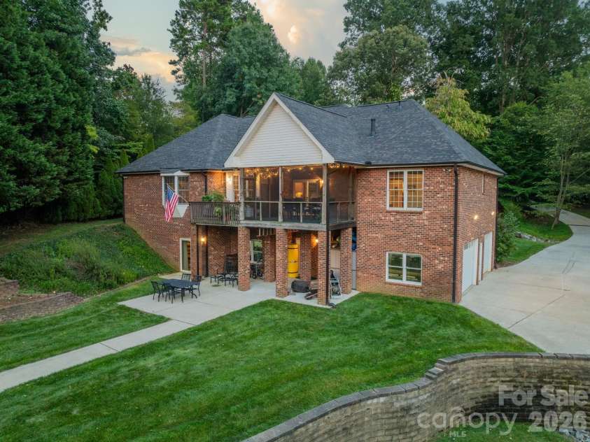 7545 Rabbit Circle, Denver, NC 28037.  MLS# CAR4350815, YatesRealty ID 5585. 