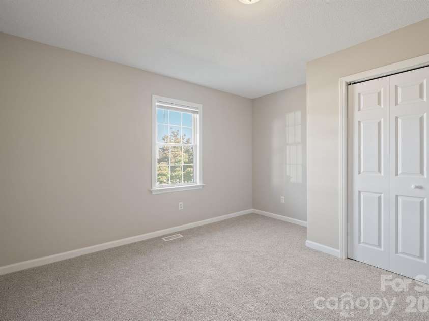 1061 Isenhour Court, Maiden, NC 28650.  MLS# CAR4432470, YatesRealty ID 55851. BR2