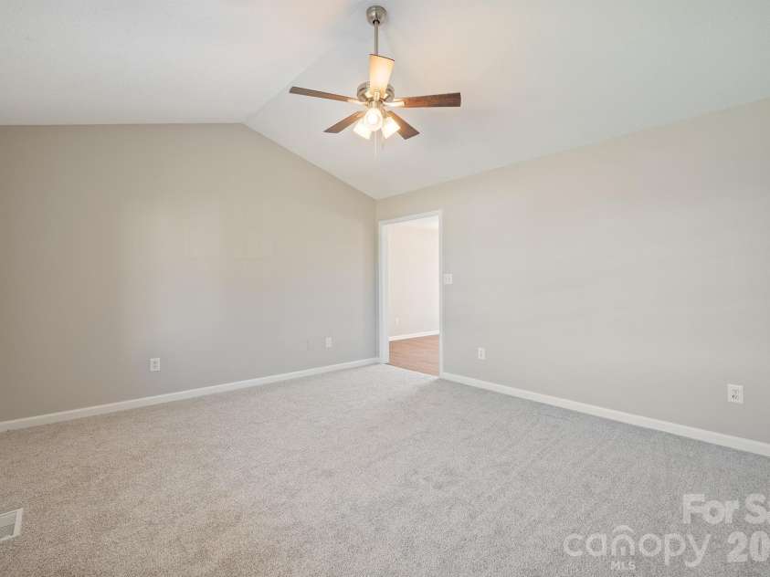 1061 Isenhour Court, Maiden, NC 28650.  MLS# CAR4432470, YatesRealty ID 55851. LR