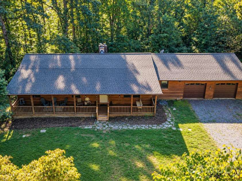 3576 Julian Welborn Drive, Morganton, NC 28655.  MLS# CAR4432882, YatesRealty ID 55852. 