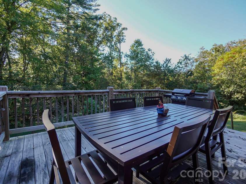 3576 Julian Welborn Drive, Morganton, NC 28655.  MLS# CAR4432882, YatesRealty ID 55852. 