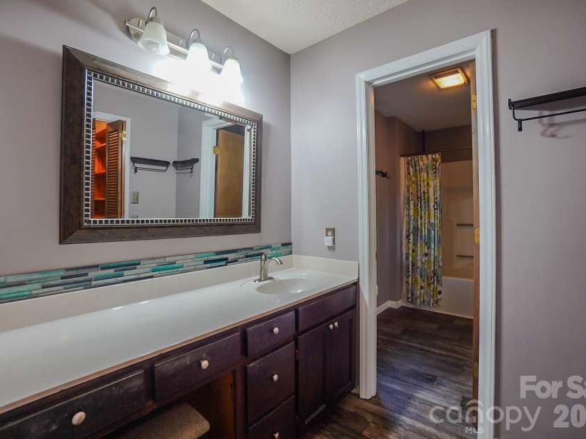 3576 Julian Welborn Drive, Morganton, NC 28655.  MLS# CAR4432882, YatesRealty ID 55852. Primary bath