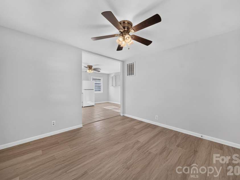 301 Houston Street, Concord, NC 28025.  MLS# CAR4432334, YatesRealty ID 55854. 