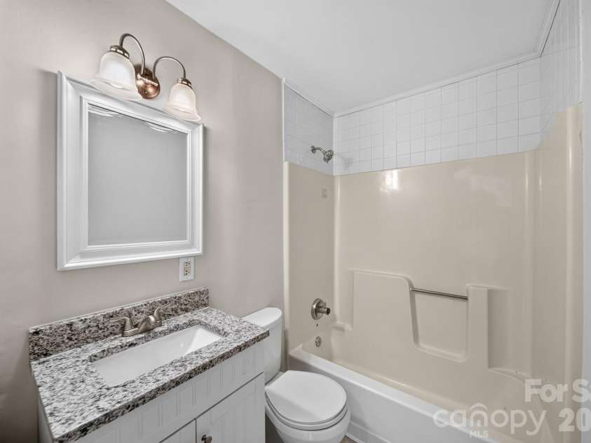 301 Houston Street, Concord, NC 28025.  MLS# CAR4432334, YatesRealty ID 55854. 