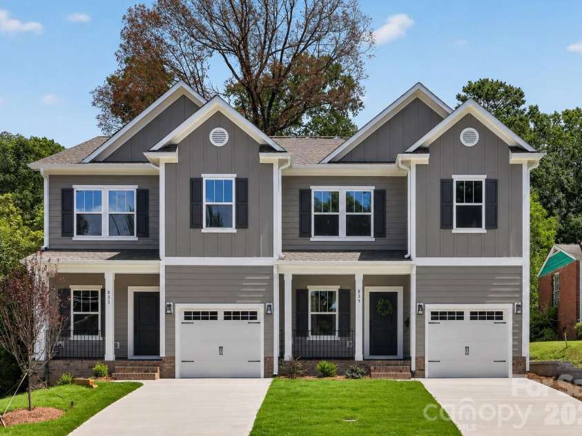 839 Druid Circle, Charlotte, NC 28206.  MLS# CAR4407128, YatesRealty ID 55856. 