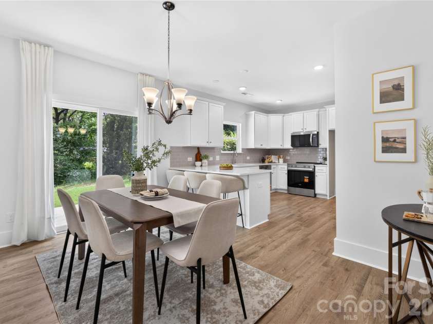 839 Druid Circle, Charlotte, NC 28206.  MLS# CAR4407128, YatesRealty ID 55856. 